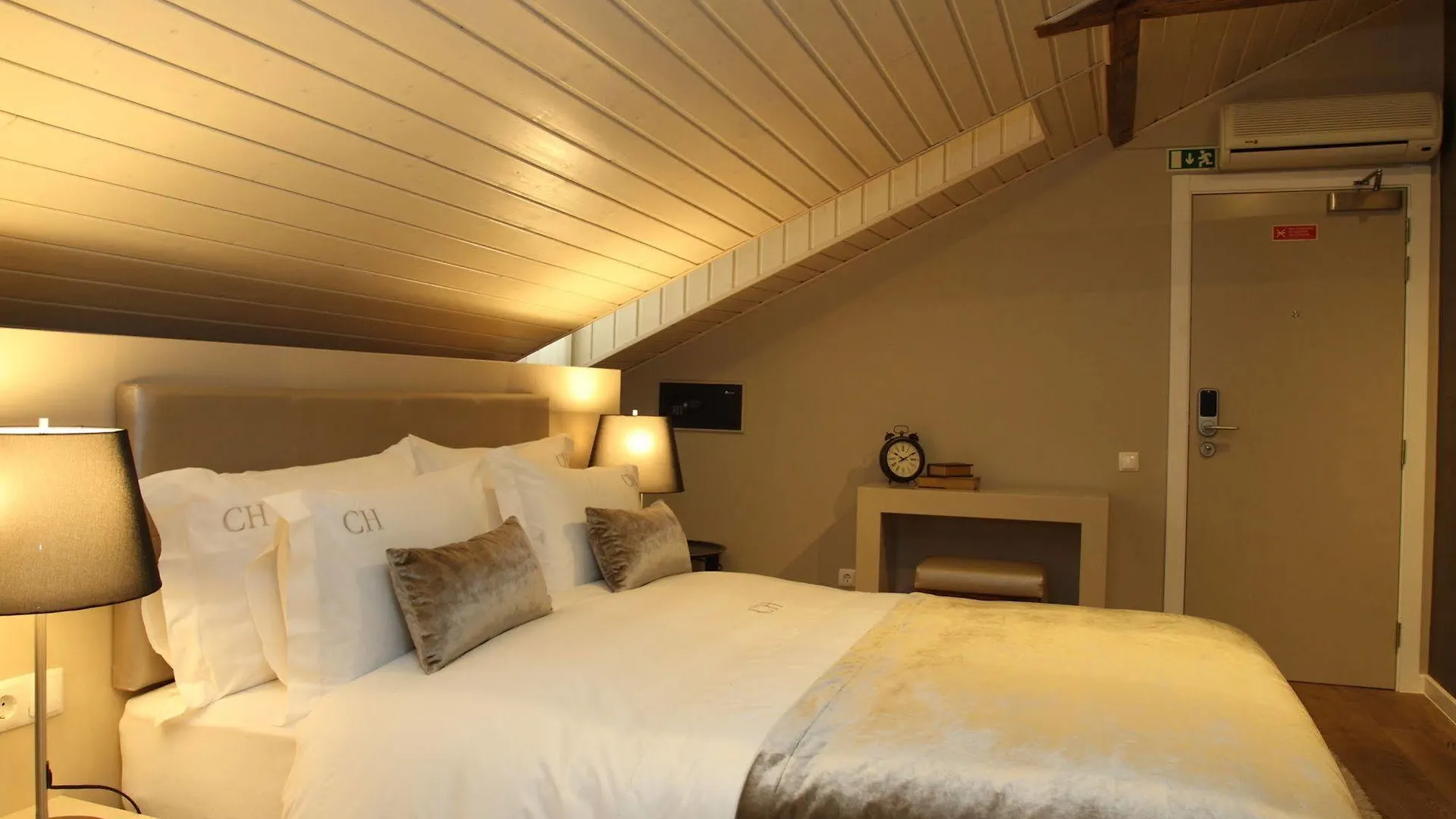 Bed & Breakfast Castilho House Cais Bed and Breakfast Lissabon